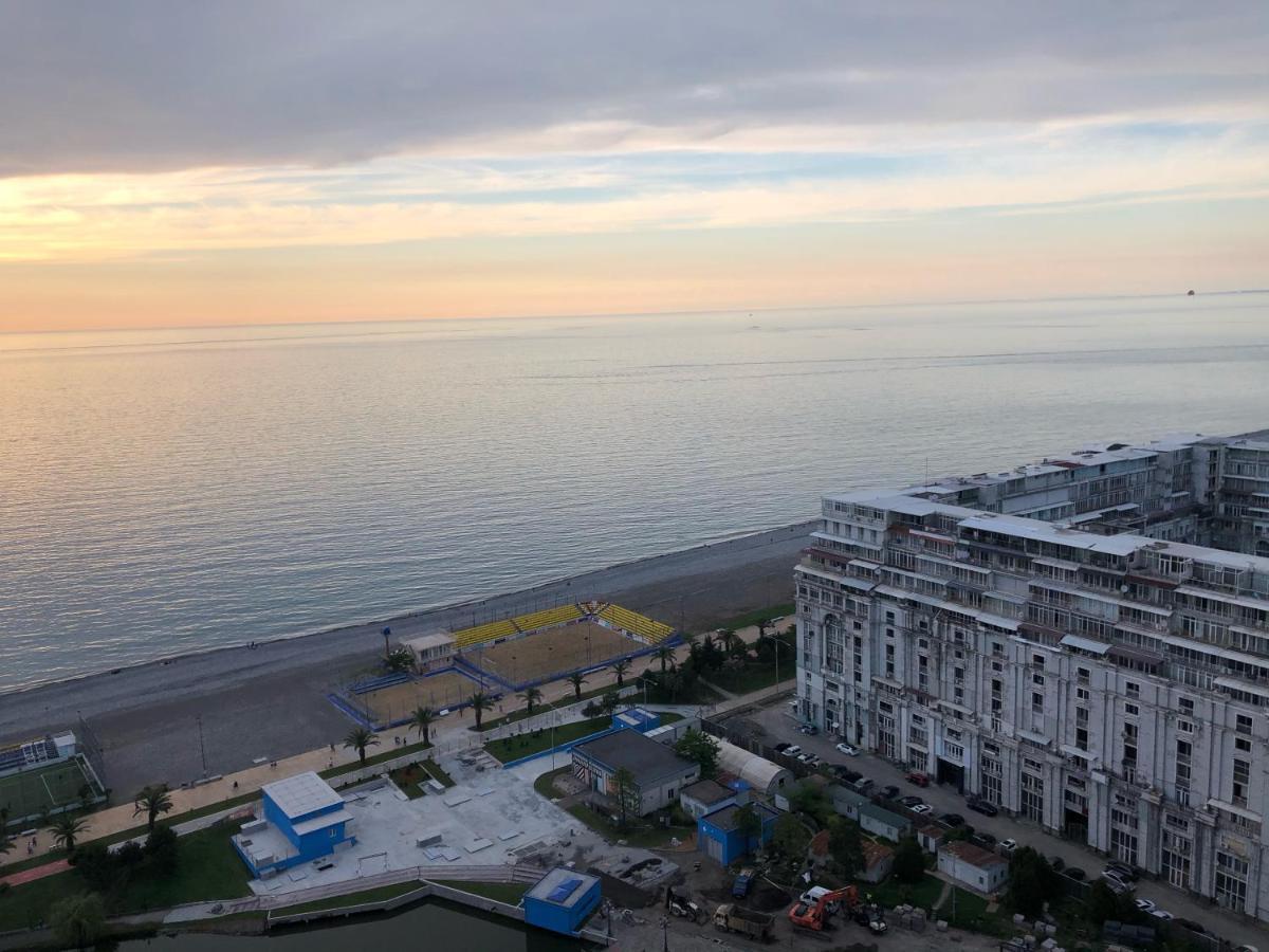 Black Sea VI Dari Apartments Batumi Exterior foto